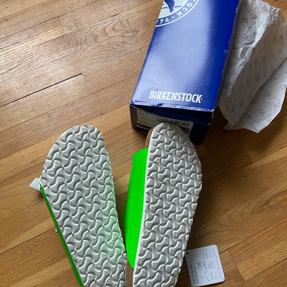 New- Men’s neon green Size 44 Birkenstock sandal - Picture 5 of 7